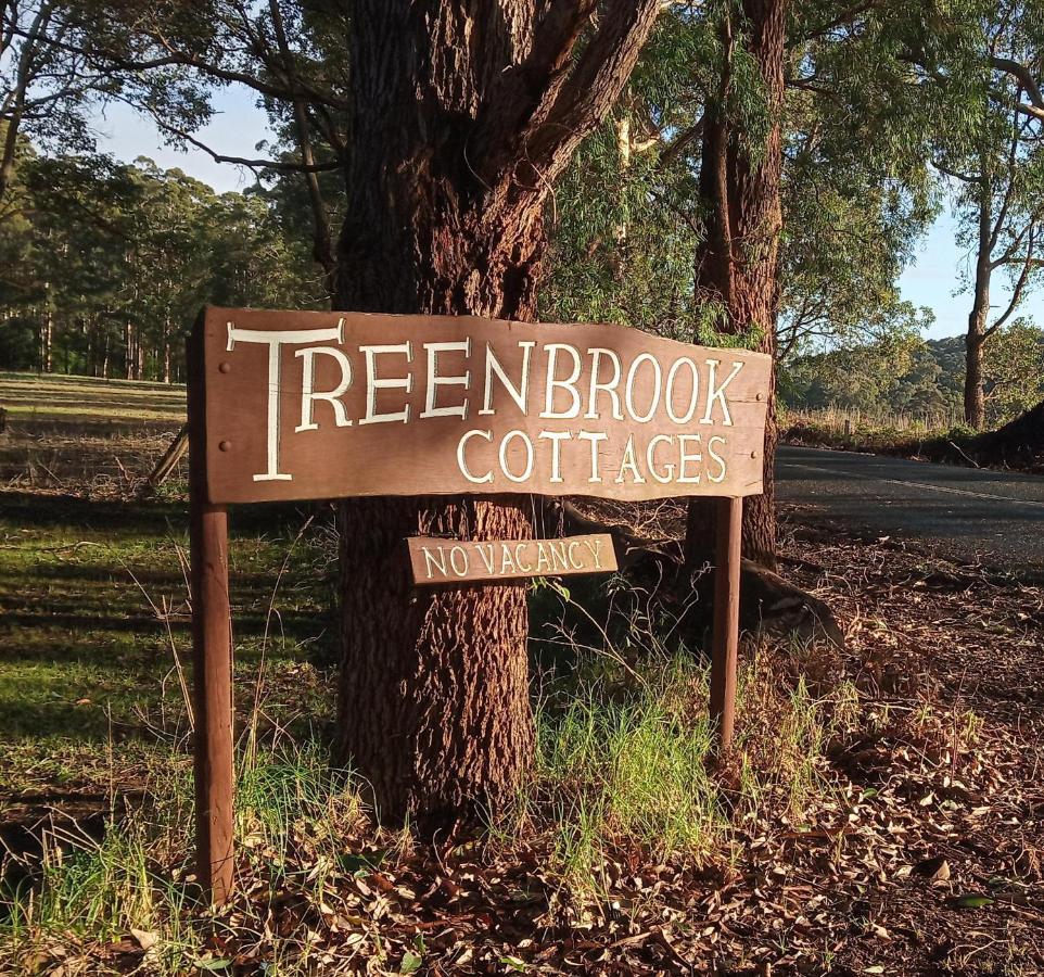 Treenbrook Cottages Pemberton Exterior foto