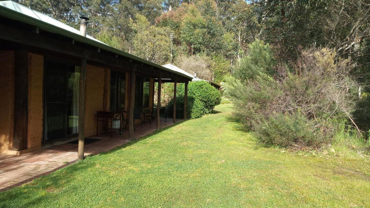 Treenbrook Cottages Pemberton Exterior foto