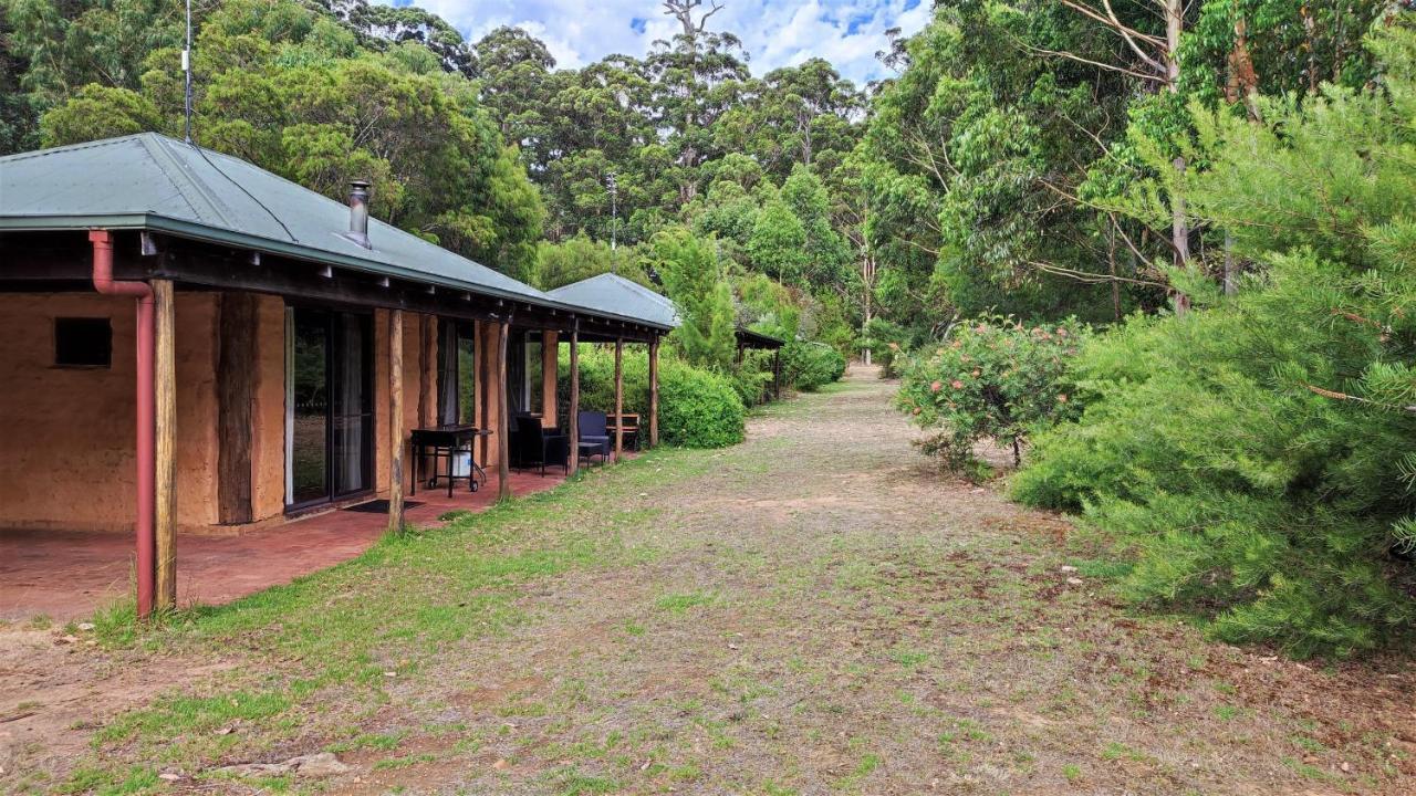 Treenbrook Cottages Pemberton Exterior foto